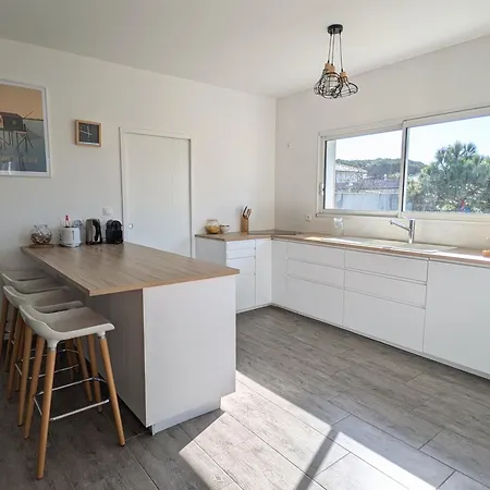 Maison Familiale Avec Jardin A Deux Pas De L'ocean *