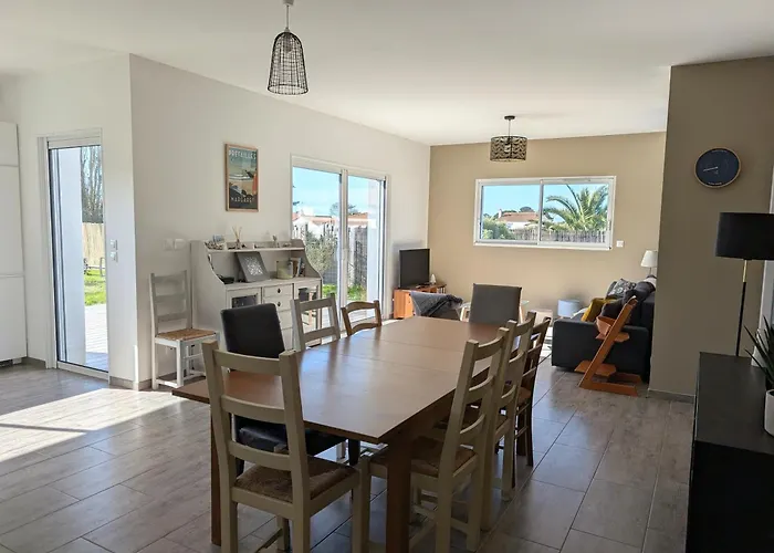 Maison Familiale Avec Jardin A Deux Pas De L'ocean Дом отдыха Префай