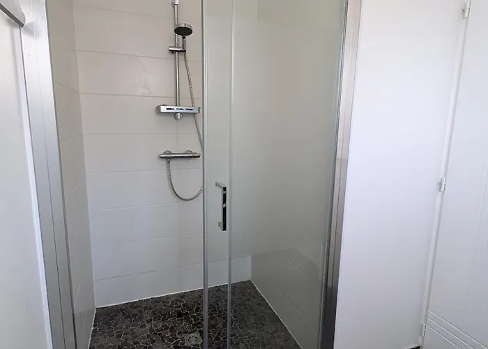 Maison Familiale Avec Jardin A Deux Pas De L'océan Hébergement de vacances