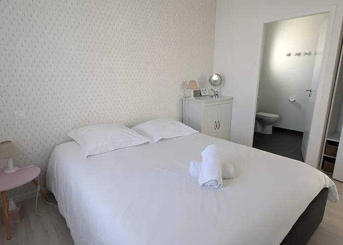 Maison Familiale Avec Jardin A Deux Pas De L'océan Hébergement de vacances Préfailles