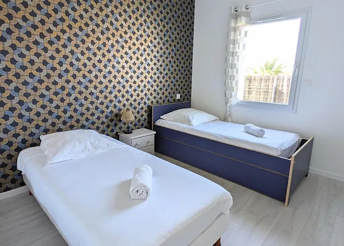 Maison Familiale Avec Jardin A Deux Pas De L'océan *