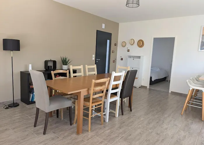 Maison Familiale Avec Jardin A Deux Pas De L'océan Hébergement de vacances