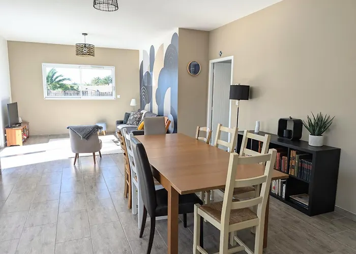 Maison Familiale Avec Jardin A Deux Pas De L'océan * Préfailles